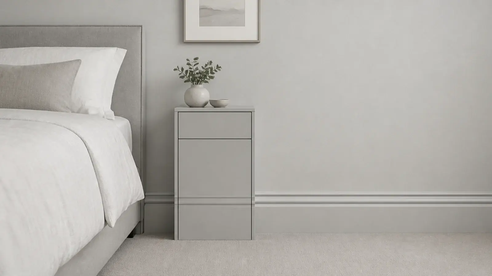 narrow table front edge aligned with the skirting board line below