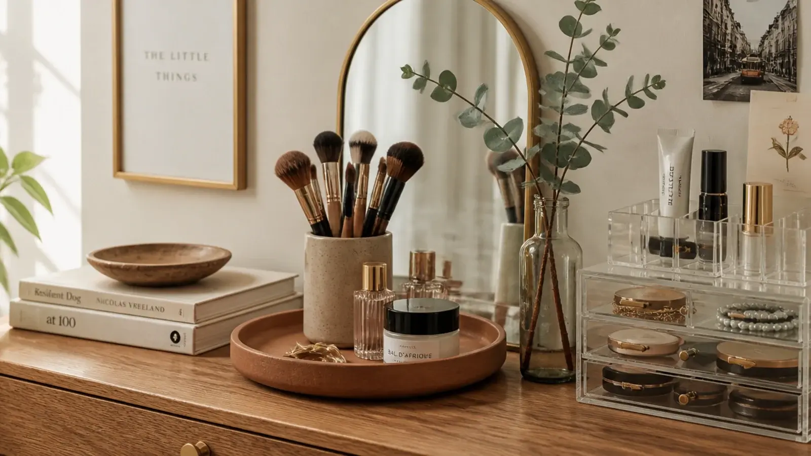 Vanity Organization — cozy decorating ideas from Name Chuckle
