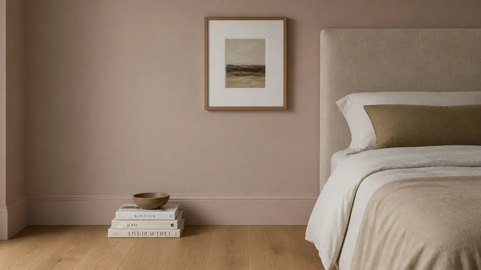 wall coloured skirting meeting oak boards so the floor looks wider