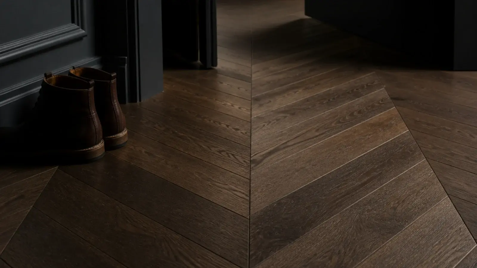 french herringbone with angled cut ends meeting in a clean seam