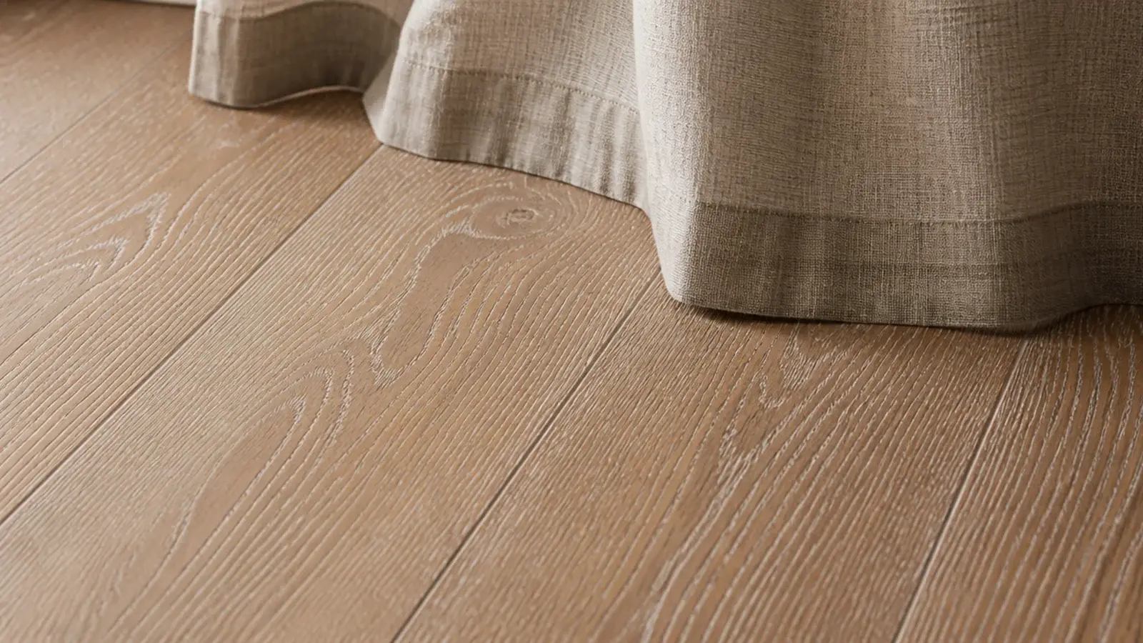 limed oak floor with white pigment sitting inside the open grain lines