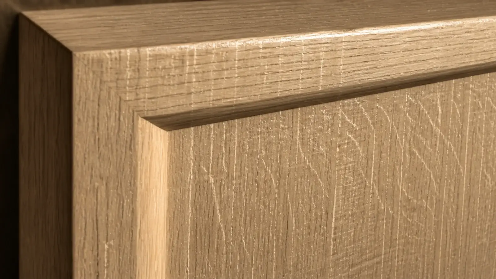 quarter sawn white oak panel showing straight grain and fleck figure