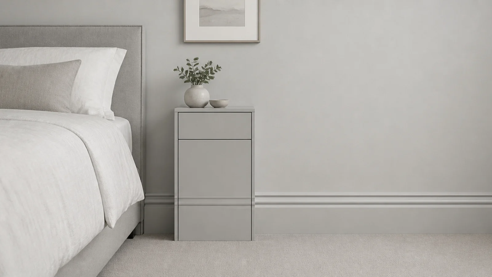 narrow table front edge aligned with the skirting board line below