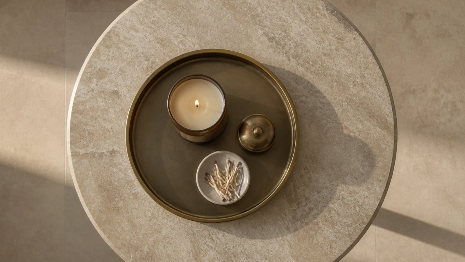 circular tray sitting concentric within a larger round table top