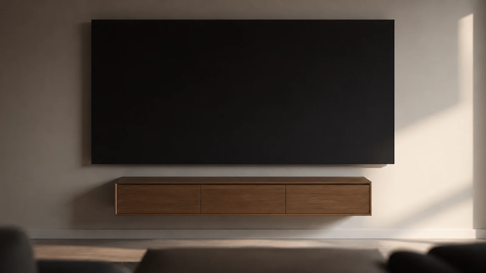 screen overhanging both ends of a media unit that is too narrow