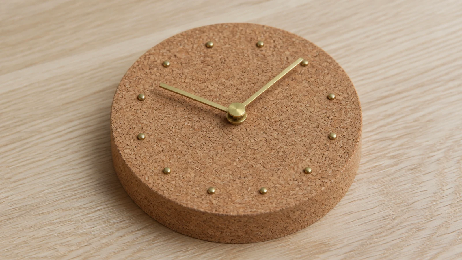 thick cork round used as a soft textured clock face